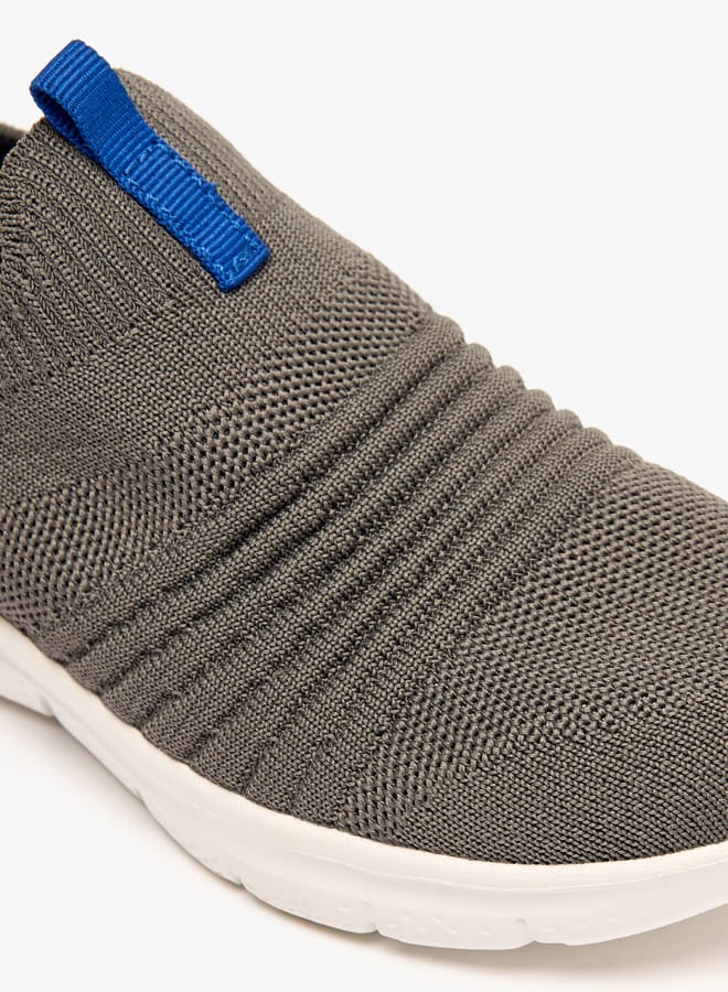 Boys Textured Slip-On Lightweight Sports Shoes