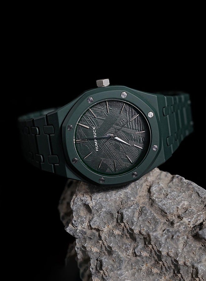 Lightweight Fashion Watch for Men Quartz Waterproof Watches 2304 green