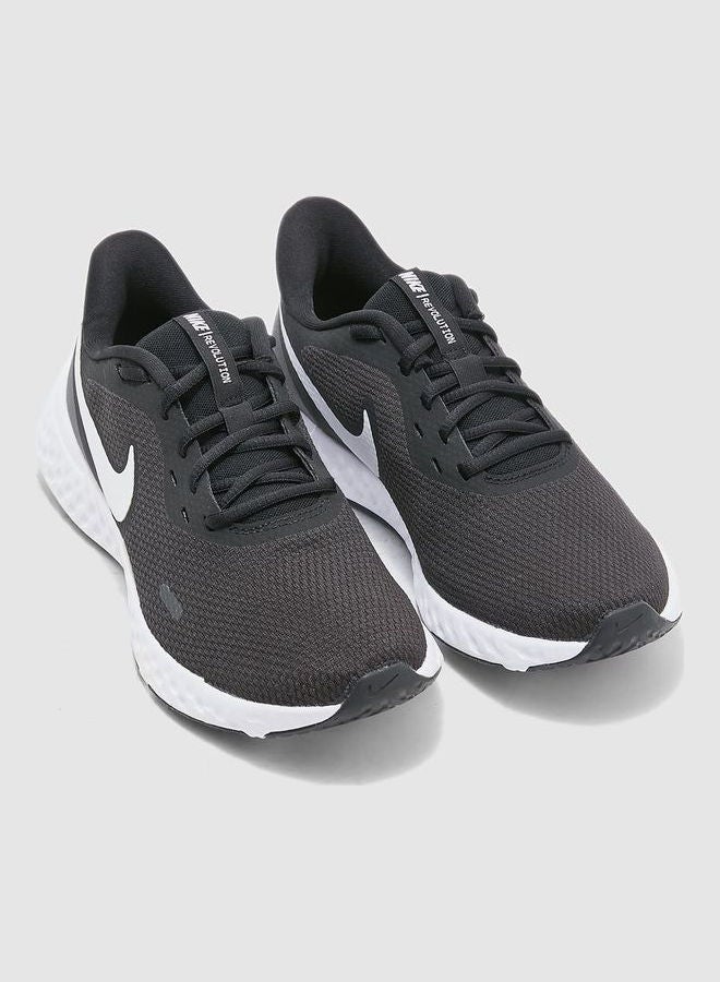 Revolution 5 Black