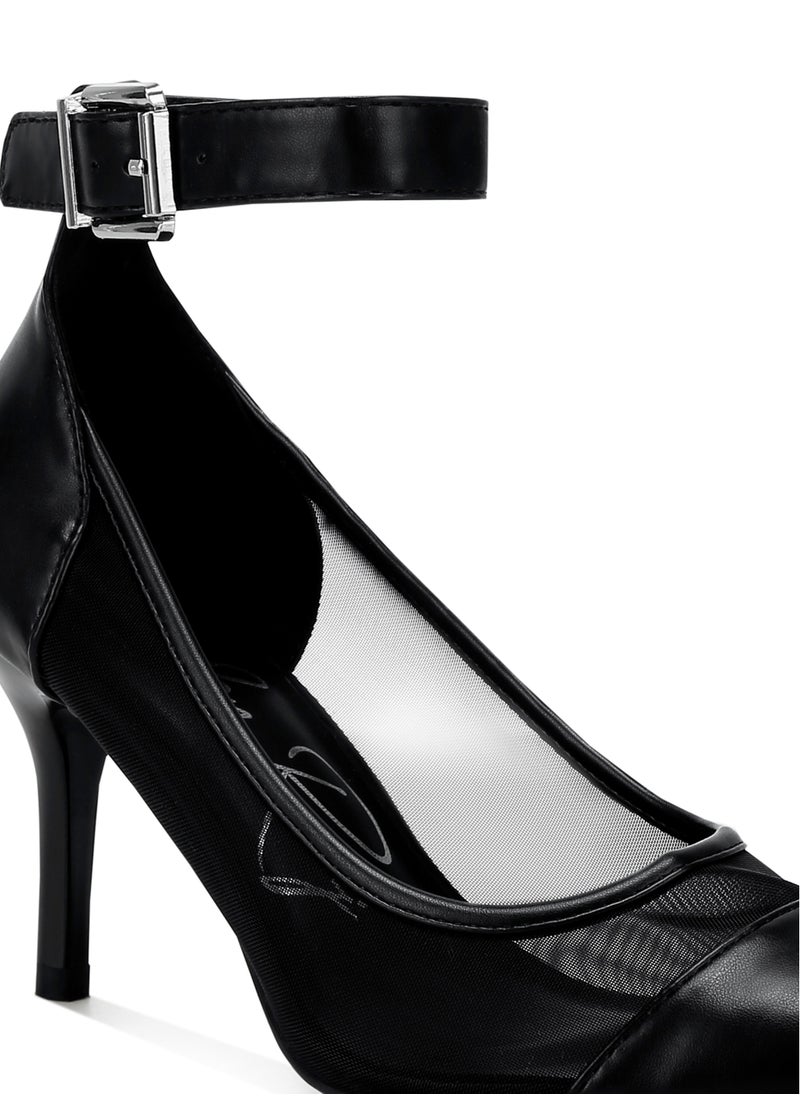 Pointy Toe Ankle Strap Pumps in Black