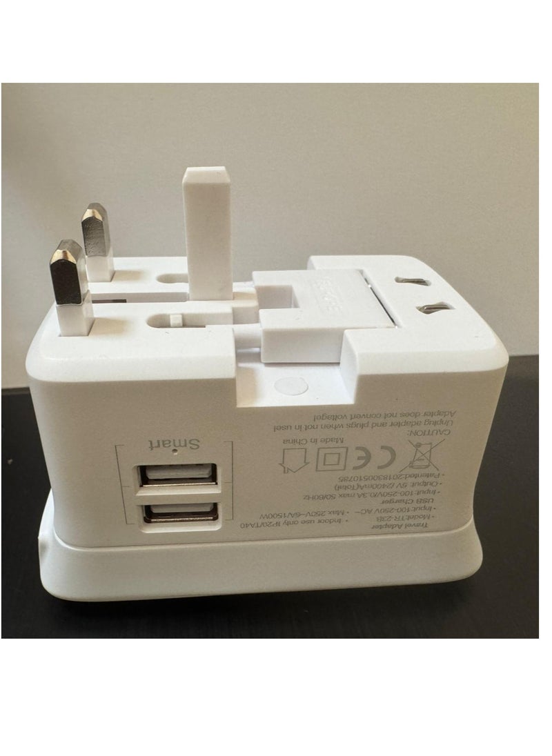 UNIVERSAL ADAPTER WITH POWERBANK/ TWO IN ONE.fast charging universal travel adapter Multinational socket USB tool parts