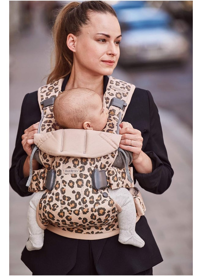 Pieces of 1 Baby Carrier One, Beige/Leopard, One Size