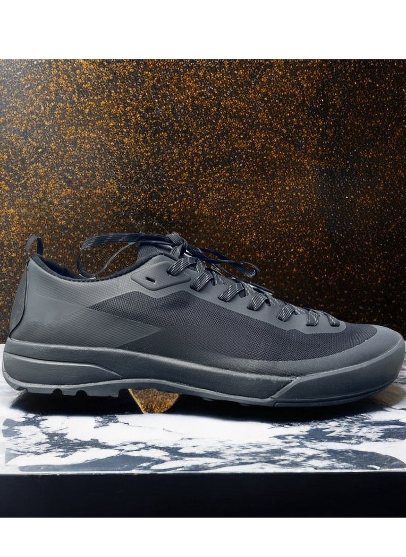 Anti Slip Hiking And Mountaineering Shoes