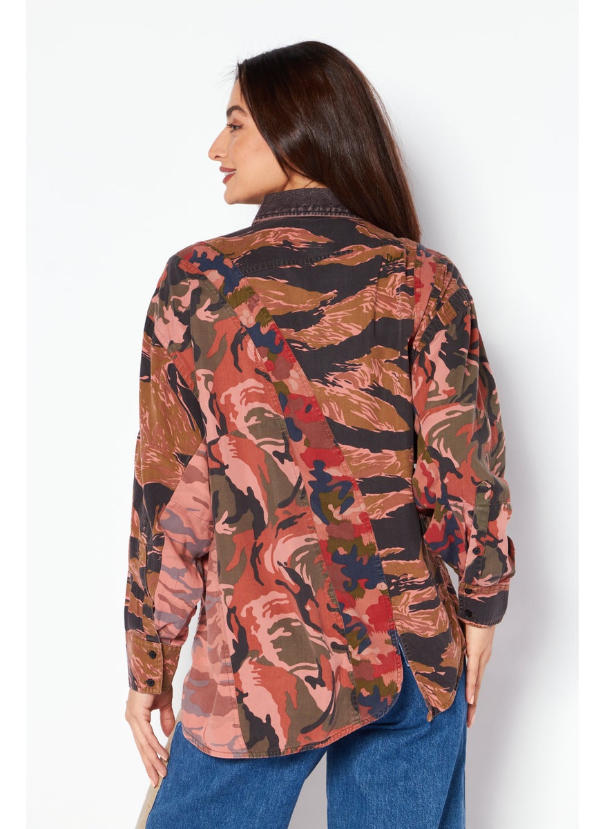 Women Pointed Collar Long Sleeve Camo Shirt, Red