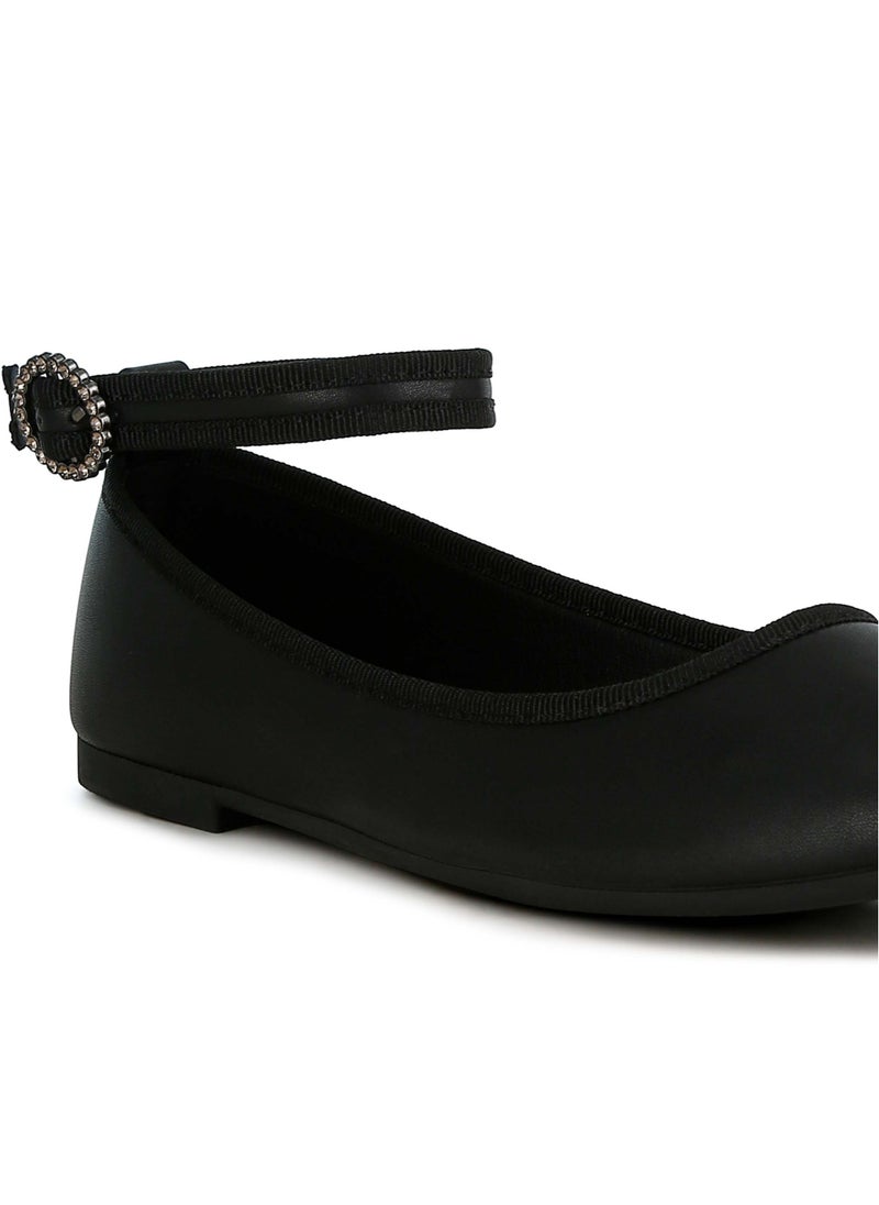 Ankle Strap Detail Ballet Flats in Black