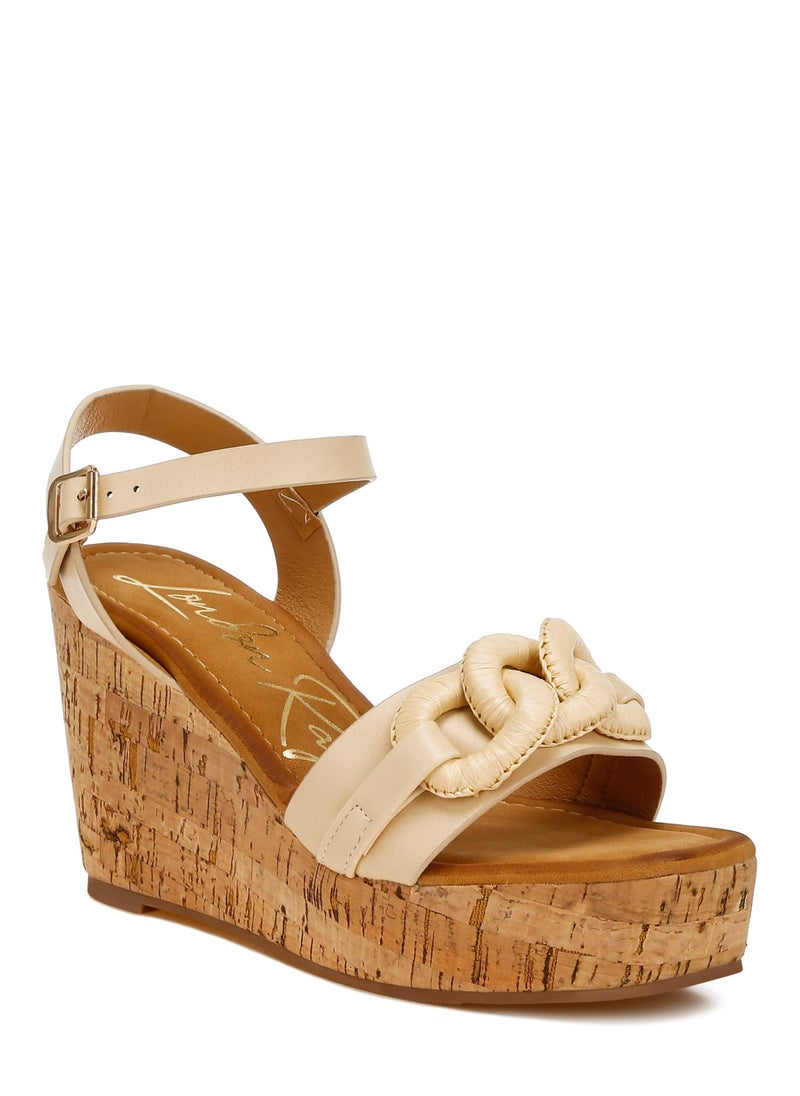 Cushion Chain Pin Buckle Wedges in Beige