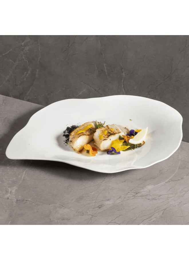 MAAC Home  Forest Fantasy Leaf Plates Elegant Durable and Classic design Perfect for Family Everyday Use, and Family Get- Together, Restaurant, Banquet and More (Set of 1, 16