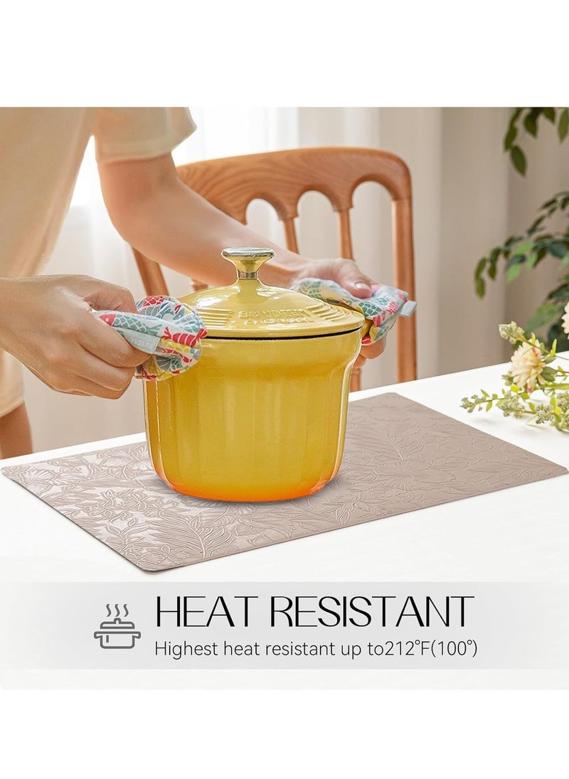 Vinyl Placemats Set of 4 Heat Resistant Waterproof Oilproof Wipeable Anti Slip Faux Leather Vinyl Table Mats for Kitchen Dining Party Outdoor