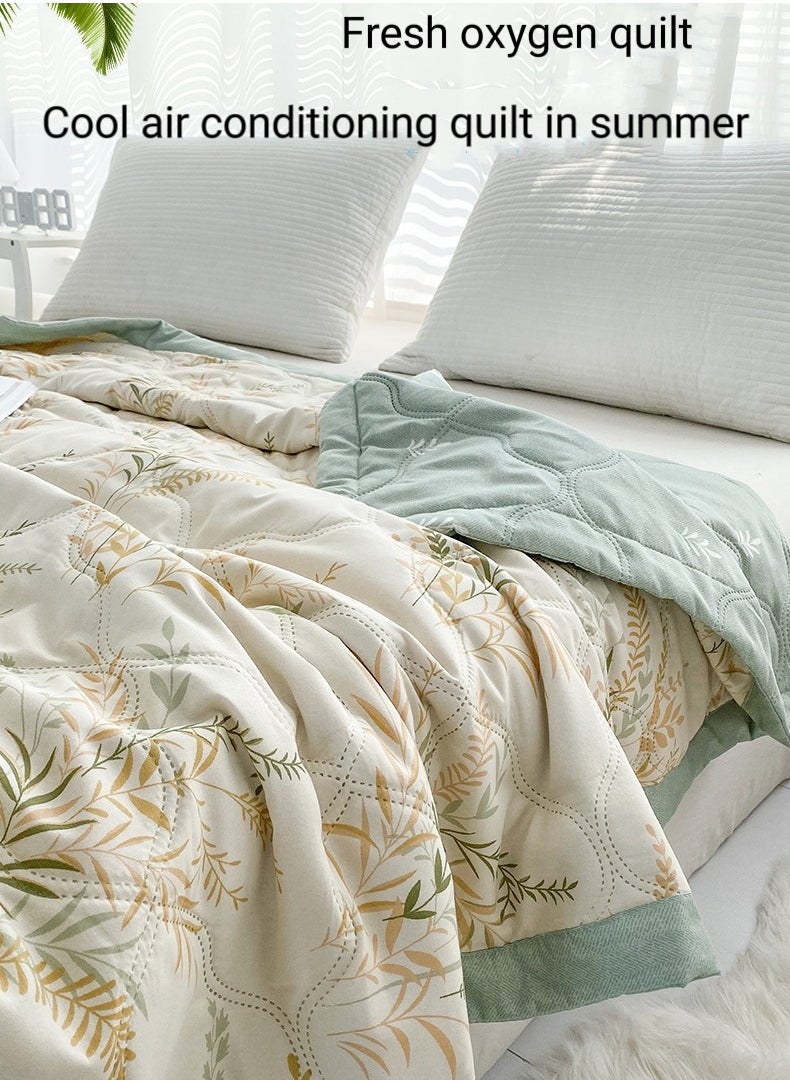 Large quilt is overall washable, washable cotton material is soft, breathable and lightweight, suitable for spring, summer and autumn air-conditioned rooms. Summer quilt 180*200cm