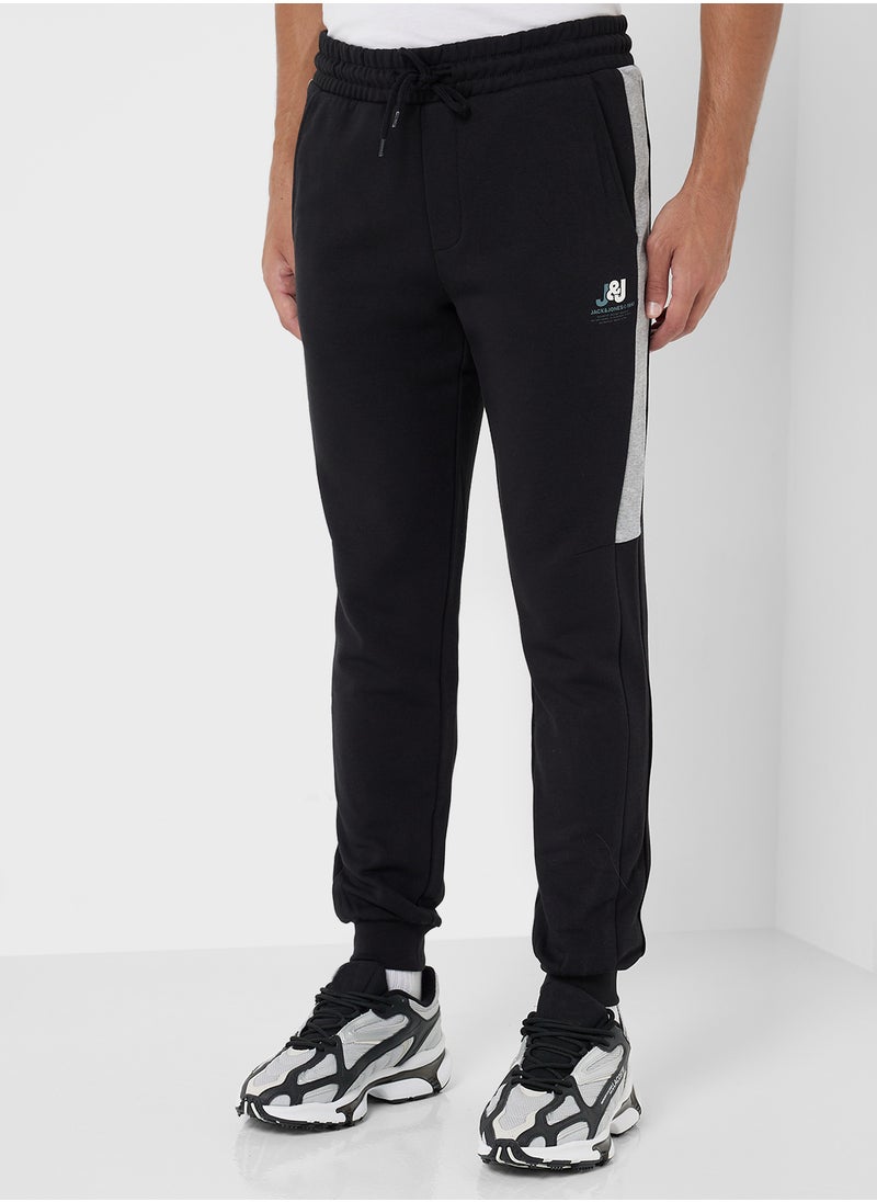 Essential Sweatpants