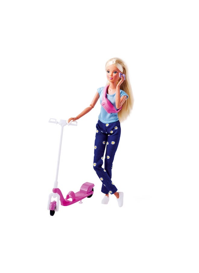 Steffi Love Scooter Fun Fashion Doll (33 cm)