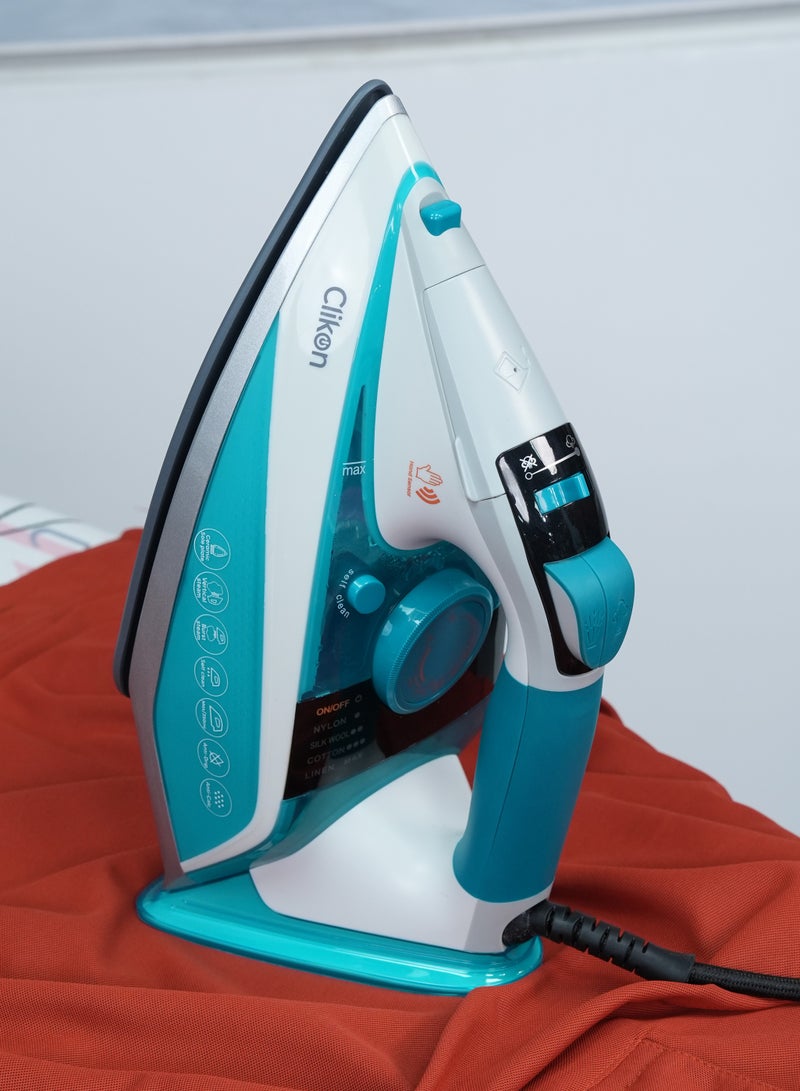 Smart Iron – Hand Sensing Technology for Enhanced Ironing Efficiency 500 ml 2200 W CK4136 Light Green