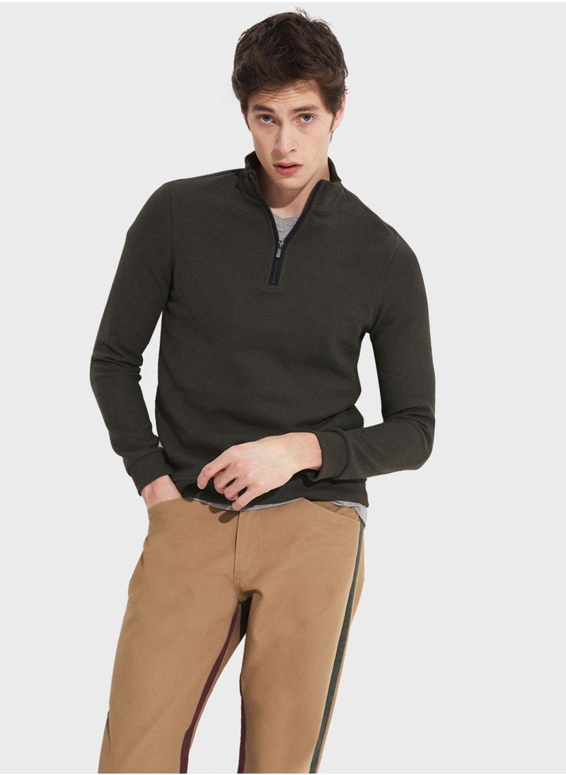 Essentail Half Zipper Sweatshirt