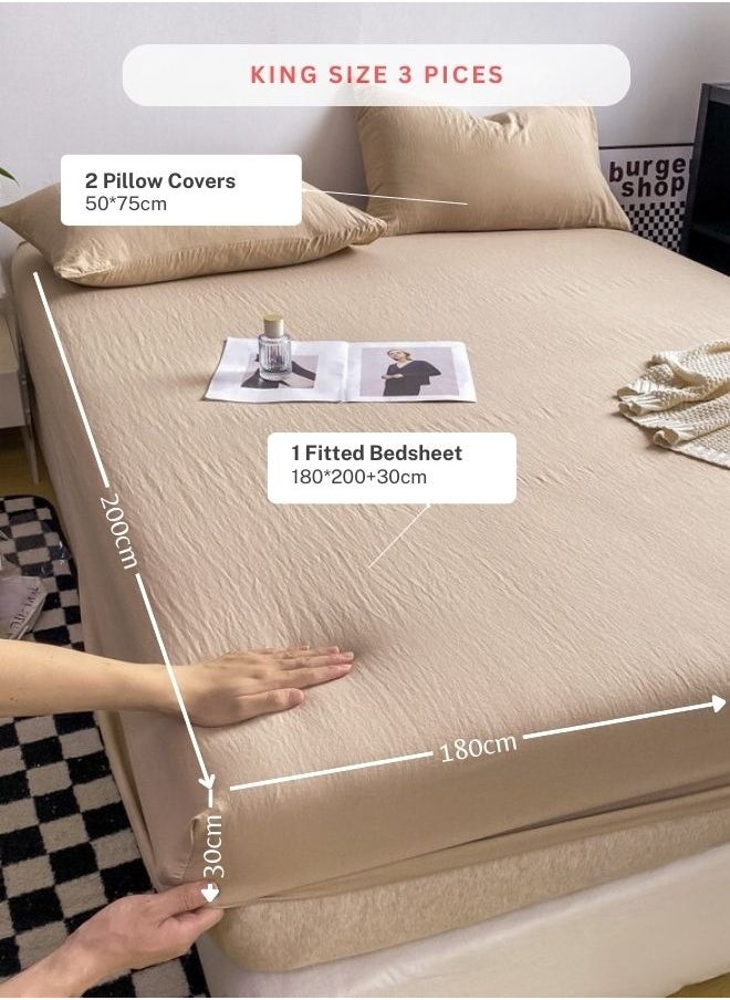 3-Piece Set: king-size fitted bedsheet and two pillowcases, washable cotton in a beige color.