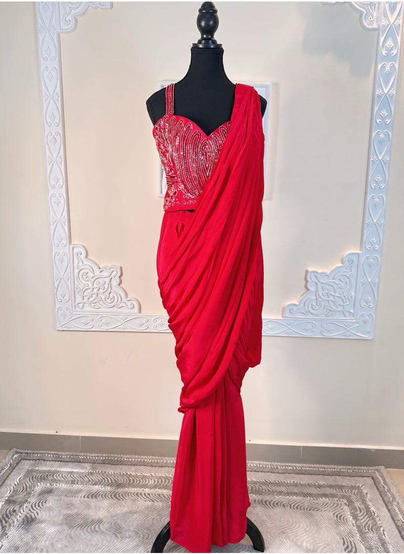 Red Chiffon Saree||Lightweight Saree for Festive Events||Traditional Indian Saree with Blouse||Embroidered Border Chiffon Saree||Elegant Red Saree for Special Occasions