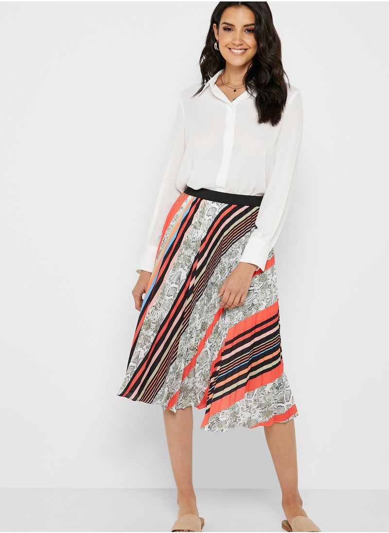 Prints Pleated Skirt