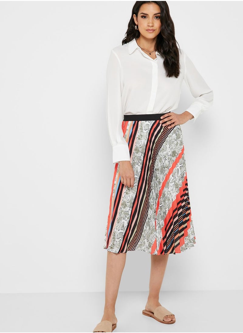 Prints Pleated Skirt