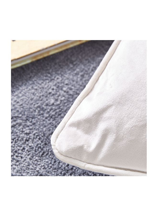 Dove Filled Cushion Polyester White 65x65cm