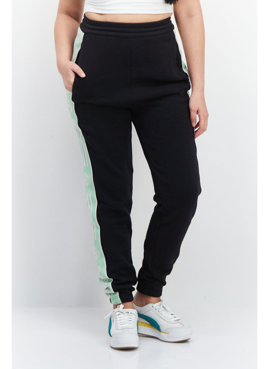 Women Sportswear Fit Training Sweatpants, Black/Green