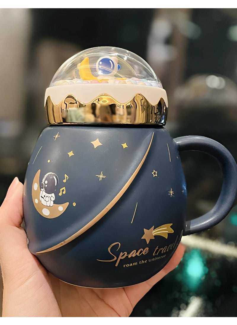 Astronaut Ceramic Mug for Coffee, Tea and Milk | Porcelain Mug with Lid, Spoon and Gift box | Luxury Style Cup Gift for all Glorious Events, Kitchen and Home Decor