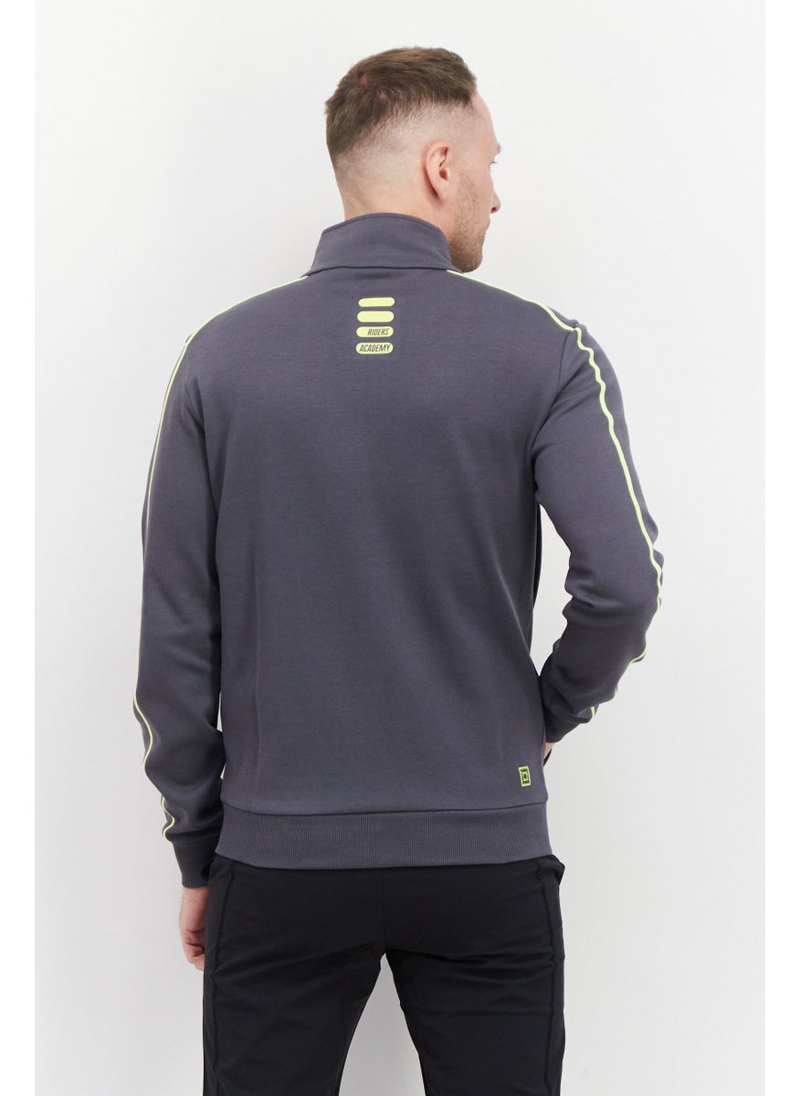 Men Sportswear Fit Training Sweatshirt, Grey Combo