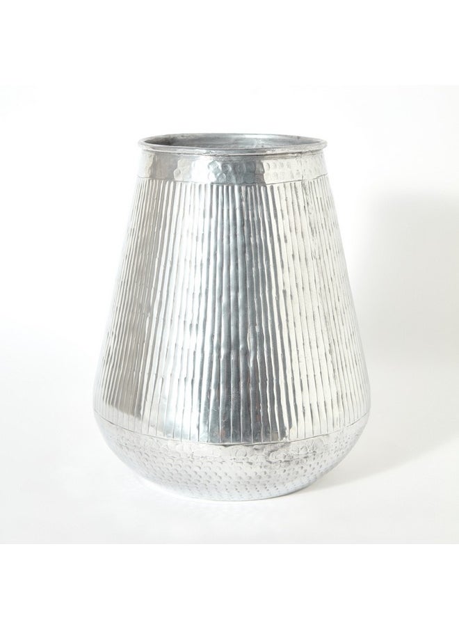 Nydril Aluminium Linework Hammered Vase 30 x 34 cm