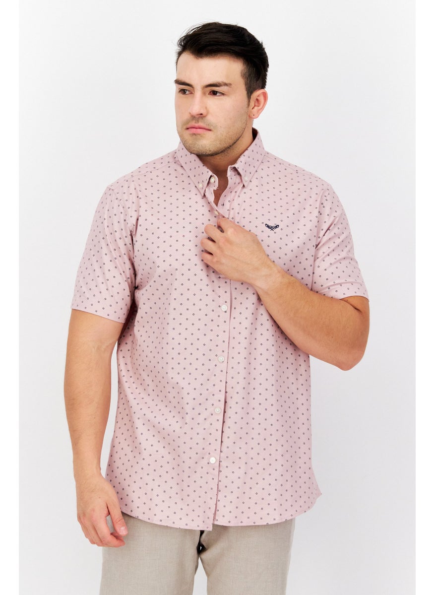 Men Regular Fit Short Sleeve Allover Print Casual Shirt, Pink