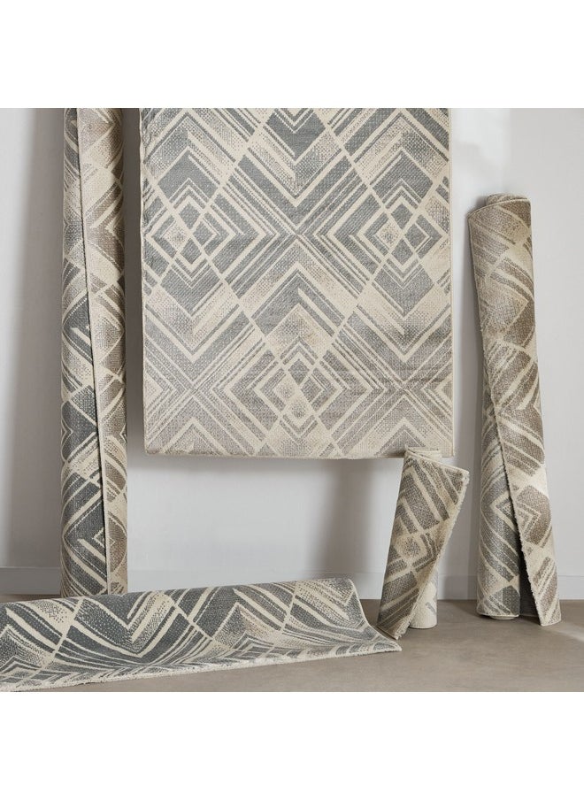 Mahreen Bloom Stain Resistant Polypropylene Rug 150 x 200 cm