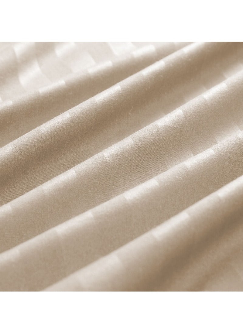 TW Premier Hotel Duvet Cover Stripe 240x260cm King Size 6 Pcs Set, 1 Duvet Cover 260x240cm (Without Filling), 1 Fitted Sheet 200x200+30cm, 2 Pillow Cases 50x75+5cm, 2 Pillow Cases 50x75cm