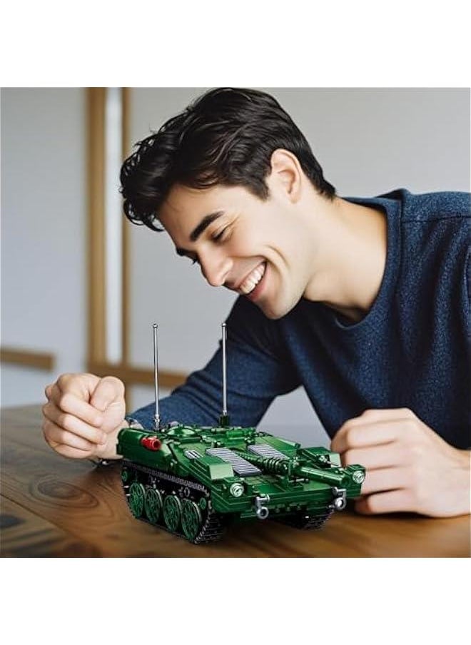 Stridsvagn 103 Tank Army Building Block(692 PCS), Military Historical Collection Model with 2 Soldier Figures,Toys Gifts for Kid and Adult.