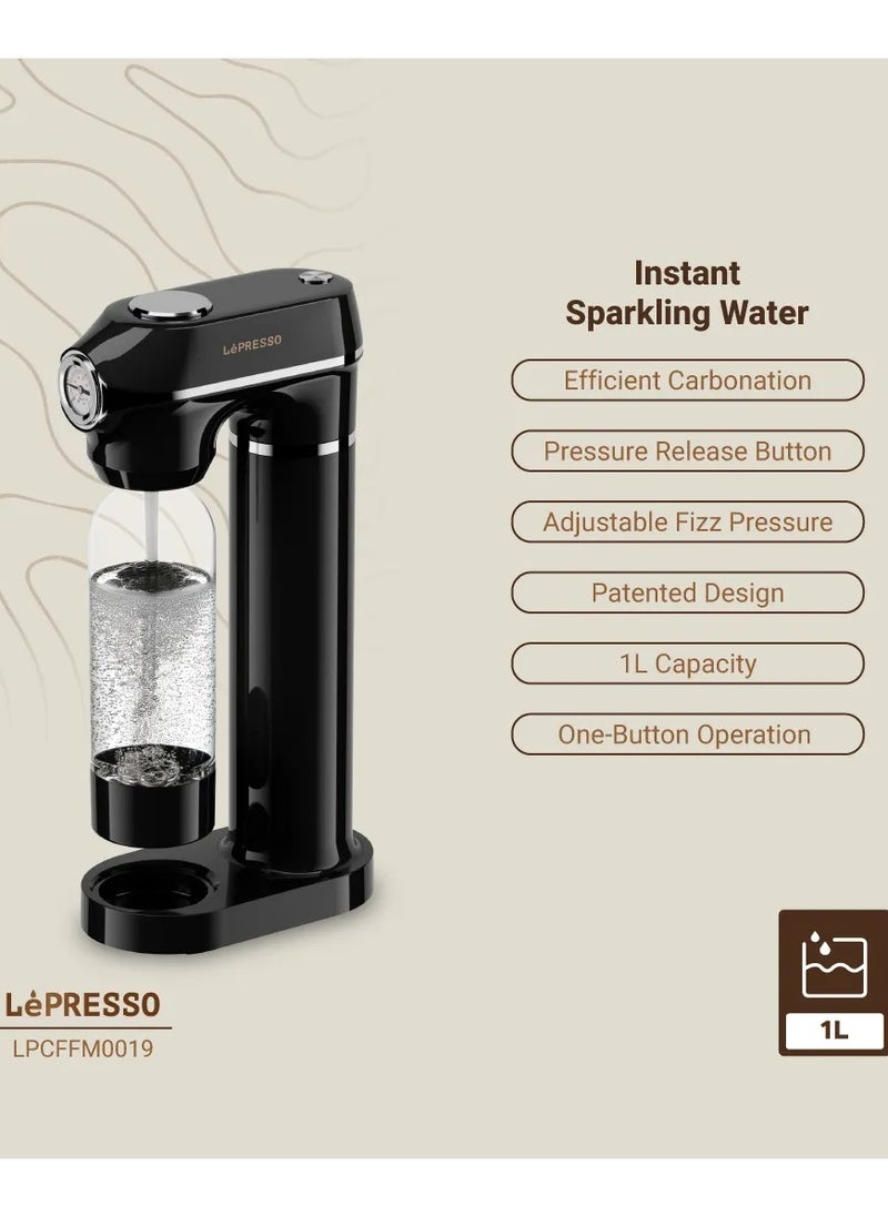 Carbonator Sparkling Water Maker 800mL with Two CO2 Capsule