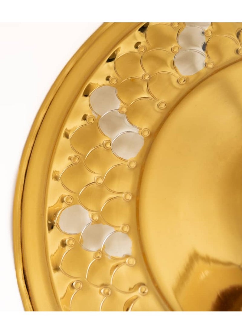 The distinctive Quran holder has a head made of golden acrylic material and is plated in a distinctive golden color. Its height can be adjusted from 50 to 95 cm. Transparent golden.