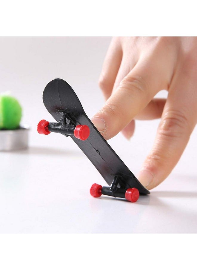 Mini Fingerboards Finger Skateboard Toy, Creative Fingertips Movement Party Favors Novelty Toys For Kids Party Supplies Props Decoration(20 Pack, Random Color)