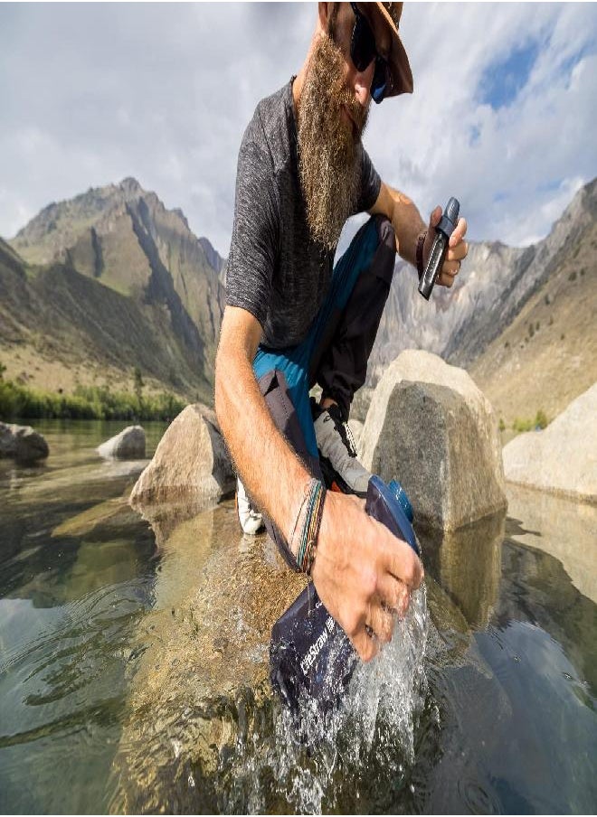 LifeStraw Peak Series - Collapsible Squeeze Bottle Water Filter System - 650ml for Trail Running, Through Hiking, Travel, Cycling, and Fishing, Dark Mountain Gray