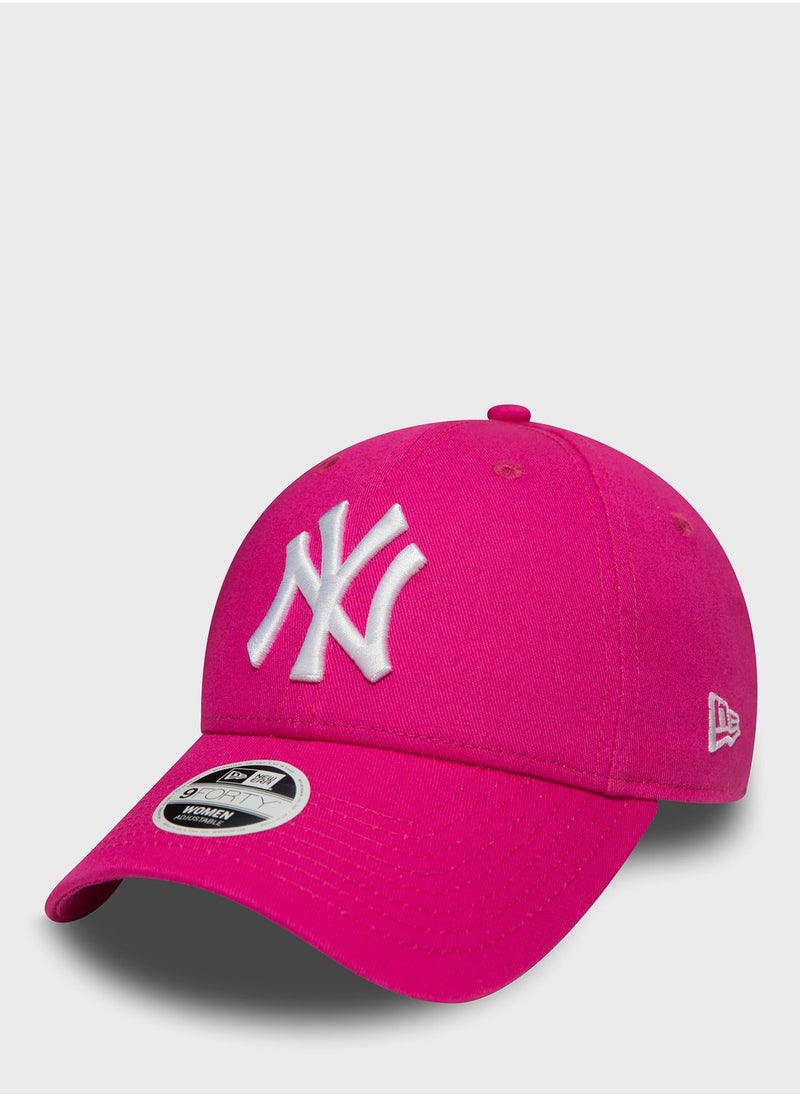 9Forty New York Yankees Cap