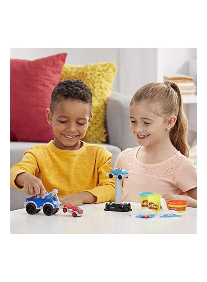 Wheels Tow Truck Toy With 3 Non-Toxic Colours