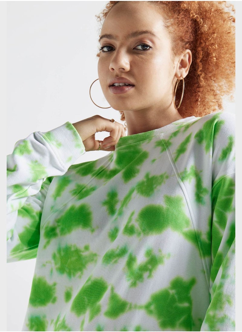 Graphic Crew Neck Sweatshirt