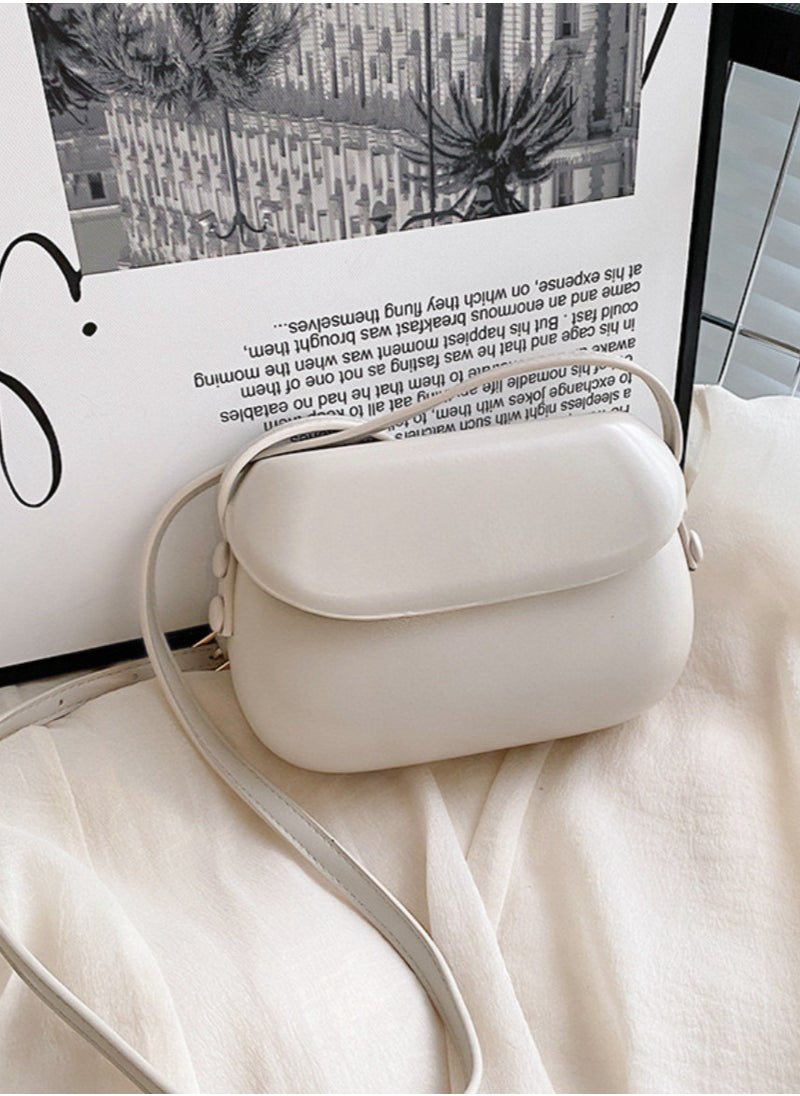 Retro Fashion White Saddle Small Bag , Classic and Versatile