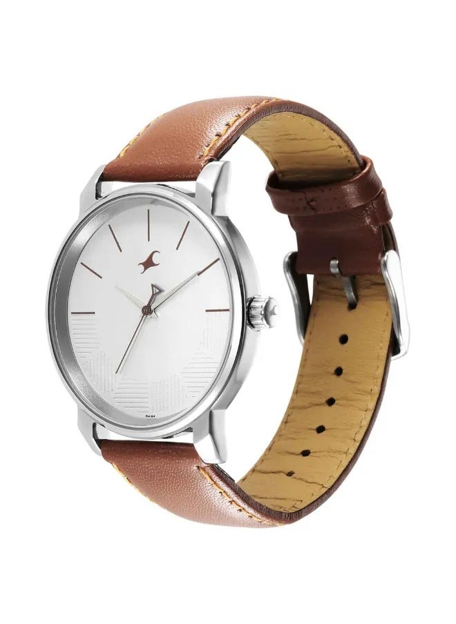 Fastrack Stunners Quartz Analog Watch for Guys With Silver Dial Leather Strap