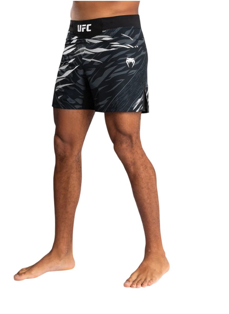 UFC FUSION BY VENUM AUTHENTIC FIGHT NIGHT FIGHTSHORTS BLACK