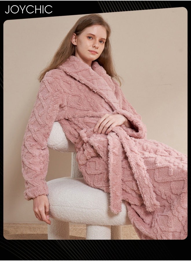 Autumn and Winter Jacquard Coral Velvet Thickened Warm Pajamas for Women Fashion Collar Long-Sleeved Skin-friendly Bedroom Sleep Robe with Pockets Pink