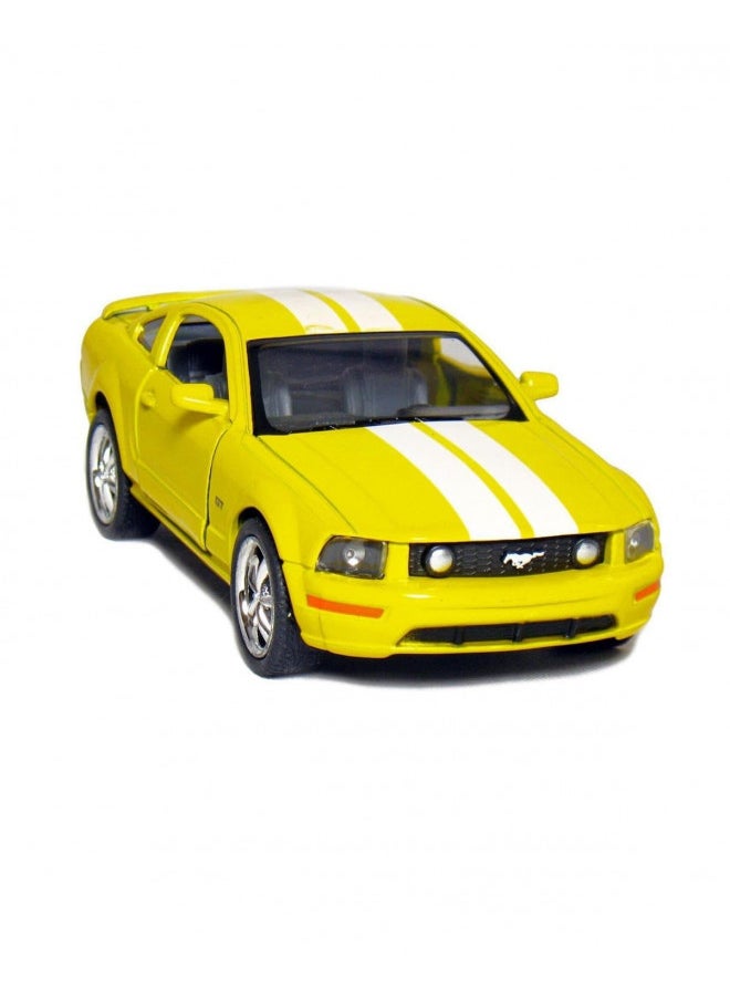 KiNSMART 2006 Ford Mustang GT Hardtop 1/38 Scale Diecast Car (Yellow)