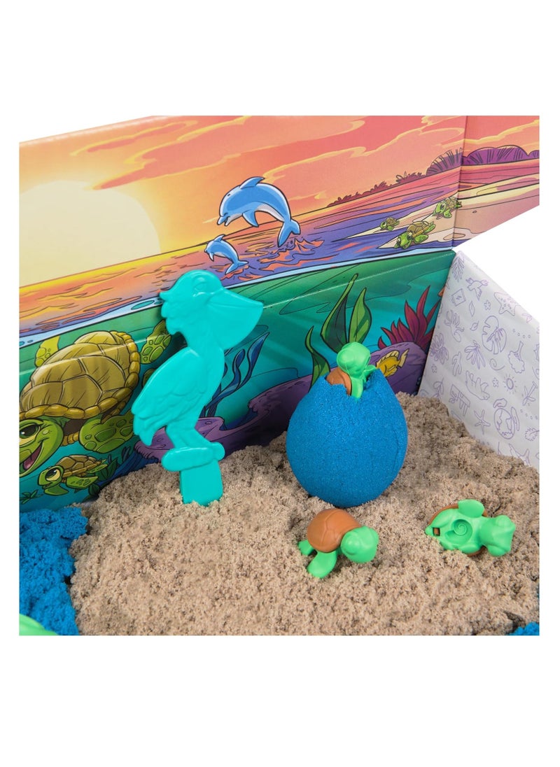 Kinetic Sand, Project Planet Turtle Beach with 396g Play Sand, Tools & Moulds, Sustainably Minded Materials, Sensory Toys for Kids Aged 3+