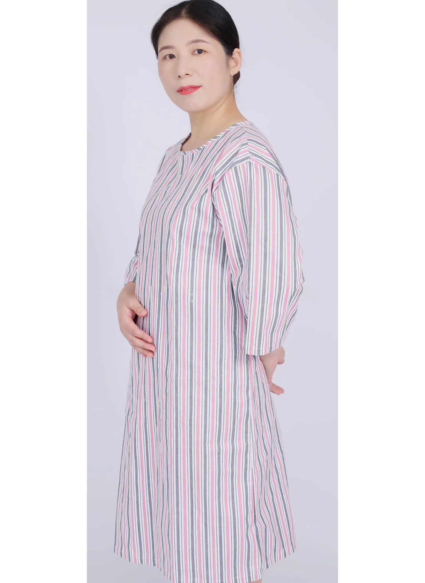 Cotton Patient Gown Easy Access Hospital Wear Women's Round Neck Middle Sleeve Grey Red Strip