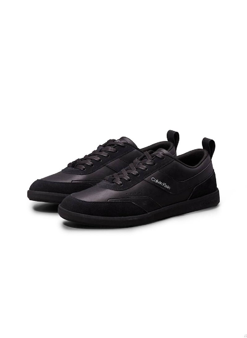 Men's Low Top Lace Up Trianers - Leather, Black