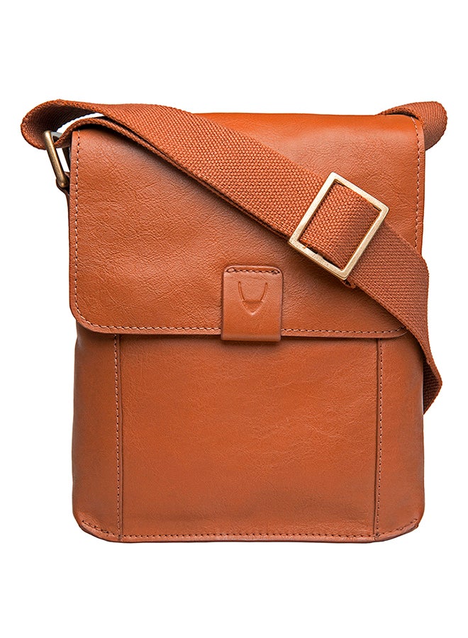 Aiden Messenger Bag Tan