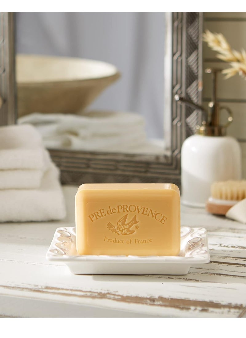 Pre de Provence Artisanal Soap Bar, Enriched with Organic Shea Butter, Natural French Skincare, Quad Milled for Rich Smooth Lather, Sandalwood, 8.8 Ounce