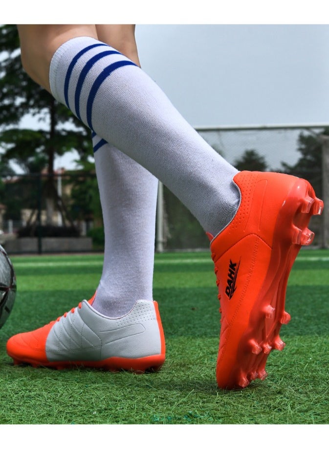 New High-top Men's and Women's Soccer Shoes, Adult Sports Shoes, Non-slip and Wear-resistant Training Shoes, Outdoor Running Shoes, Men's and Women's All Season Soccer Shoes