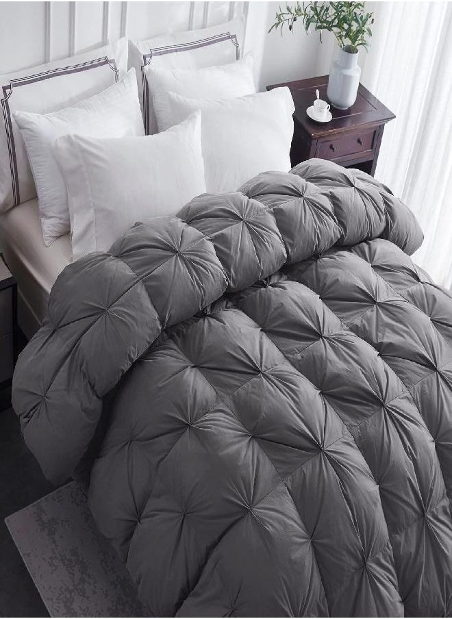SNOWMAN All-Season 75% Down Comforter Queen Size, Pinch Pleat Duvet Insert with 8 Corner Tabs, Medium Warm Bed Comforter, Soft and Durable Down Proof Cotton Blended Fabric (Grey, 90