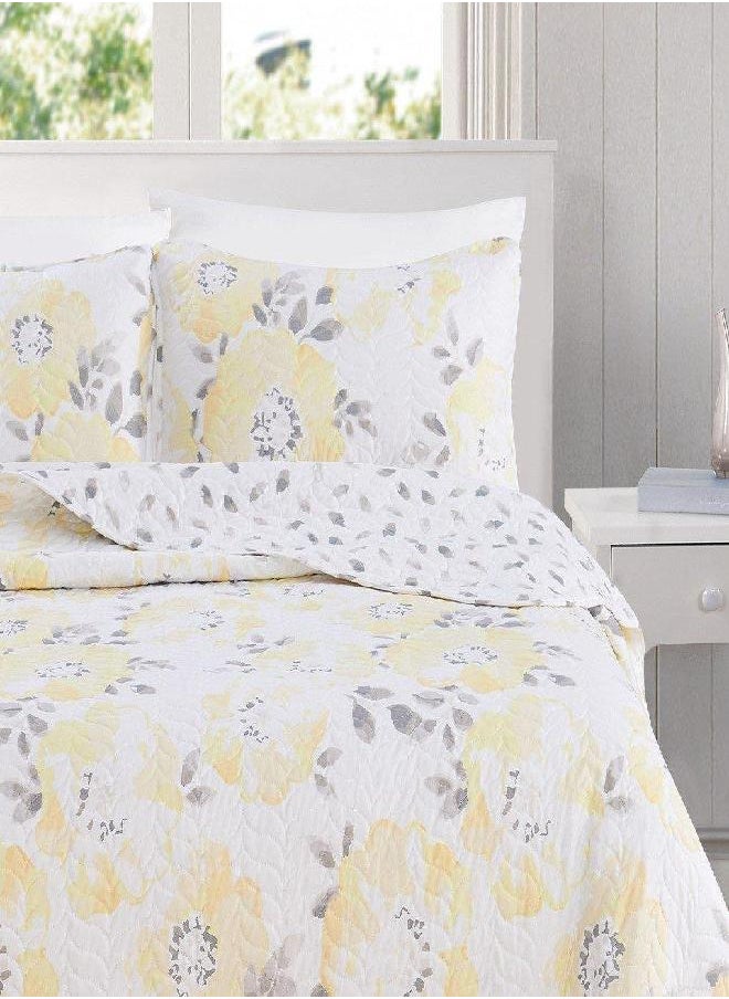 Great Bay Home 2-Piece Twin Reversible Lightweight Quilt Comforter with 1 Sham | All-Season, Microfiber, Floral Bedspreads | Modern Yellow Flower Coverlet Sets | Helene Quilts Collection